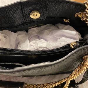 Michael Kors Jet Set Chain Black Pebbled Leather Small Shoulder Bag Purse